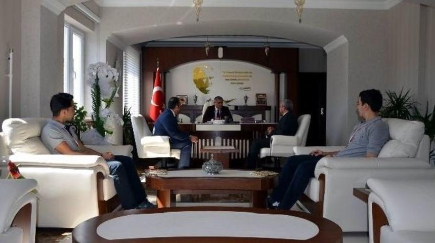 Final Eğitim Kurumları Ygs Birincilerinden Ziyaret