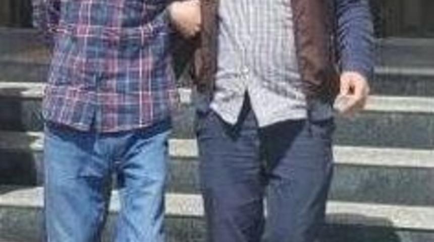 Okul Yakınında Uyuşturucu Satarken Yakalandı