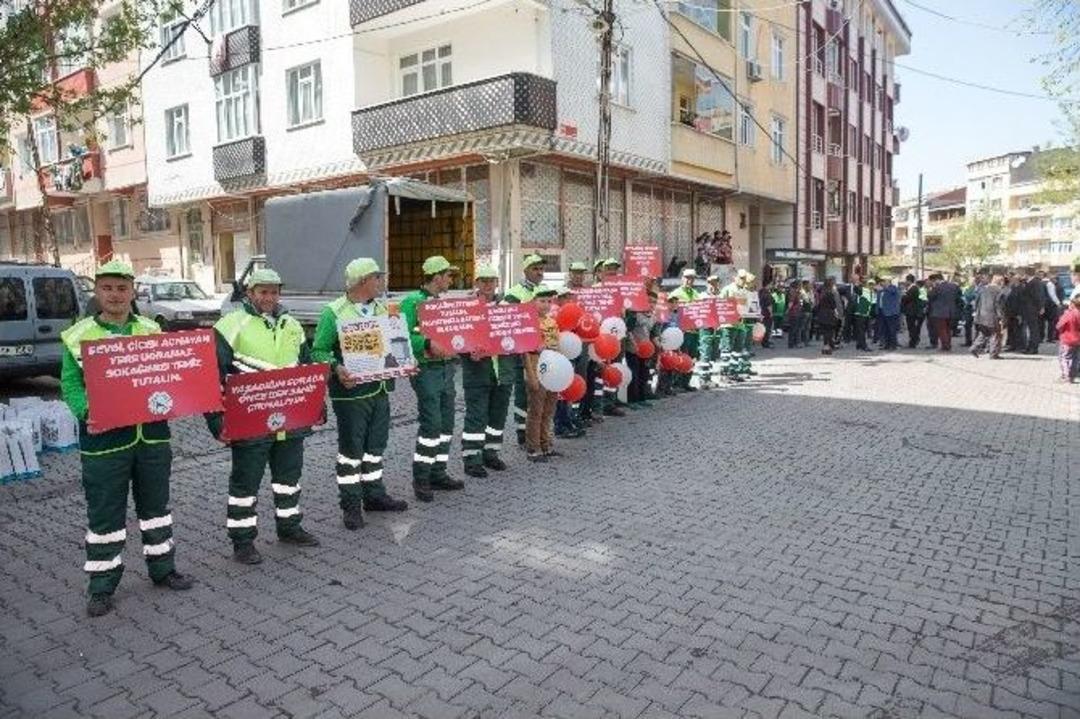 Gaziosmanpaşa Temiz Bir &Ccedil;evre İ&ccedil;in &lsquo;bahara Merhaba&rsquo; Dedi
