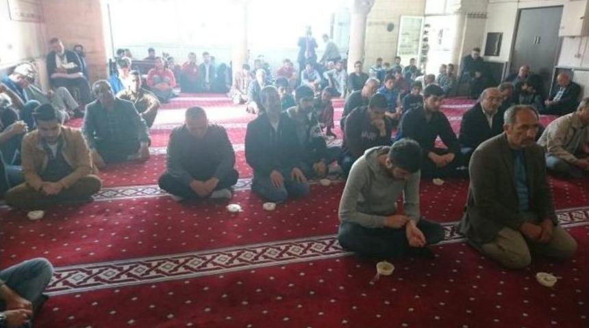 Merhum Hentbolcular Anısına Mevlit Okutuldu