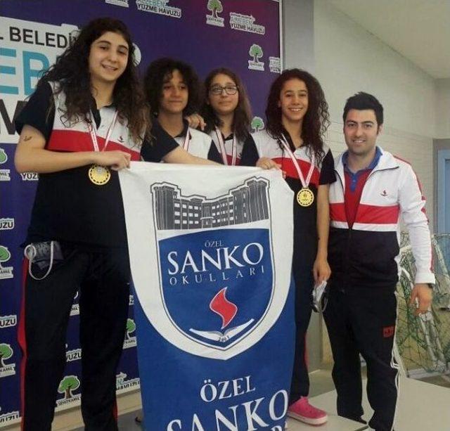 Özel Sanko Okulları’nın Yüzme Başarısı