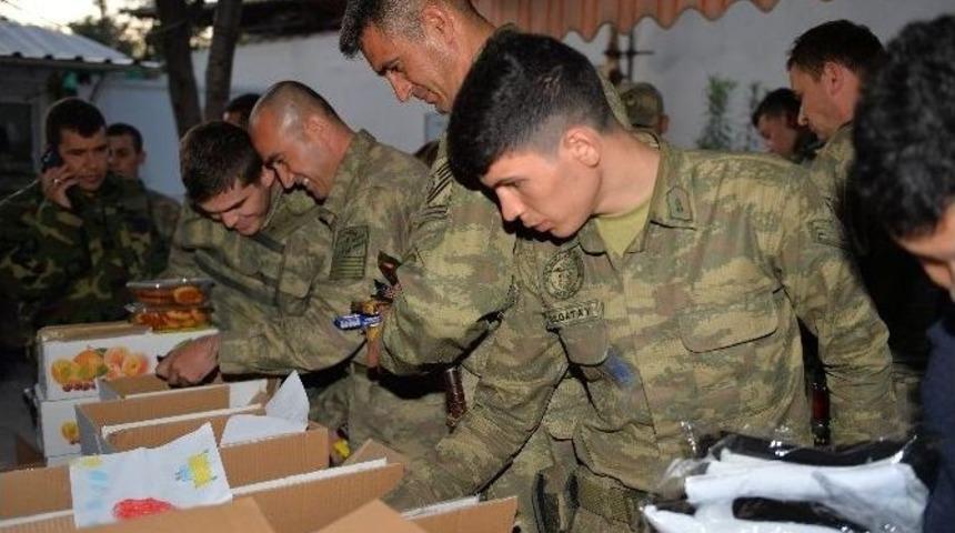 Ter&ouml;rle M&uuml;cadele Askerlere En B&uuml;y&uuml;k Moral &Ccedil;ocukların Mektupları