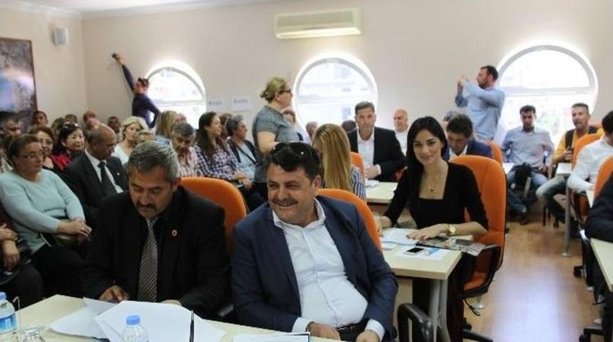 Didim&rsquo;de Belediyenin 2015 Yılı Faaliyet Raporu Onaylandı