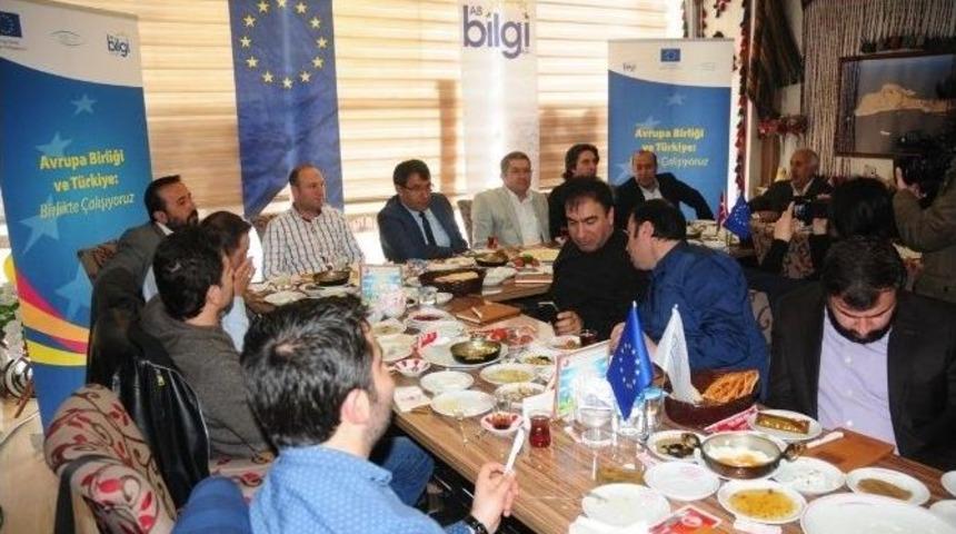 Ab Bilgi B&uuml;rosu Faaliyetlerini Anlattı