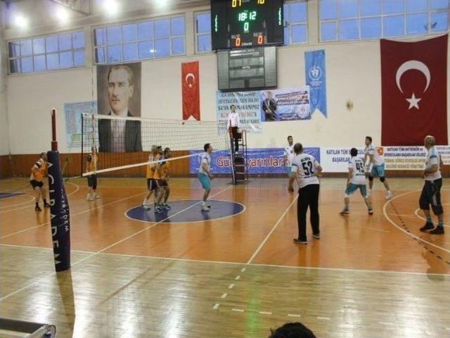 Kaymakamlık Kupası Voleybol Turnuvası Başladı