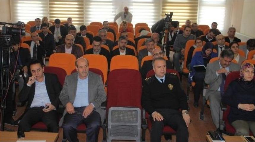 Elazığ&rsquo;da &Ccedil;evre Mevzuatı Bilgilendirme Toplantısı Yapıldı