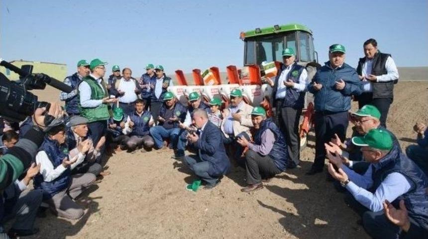 Kayseri Şeker 62. Pancar Ekim Sezonunu Dualarla Başlattı