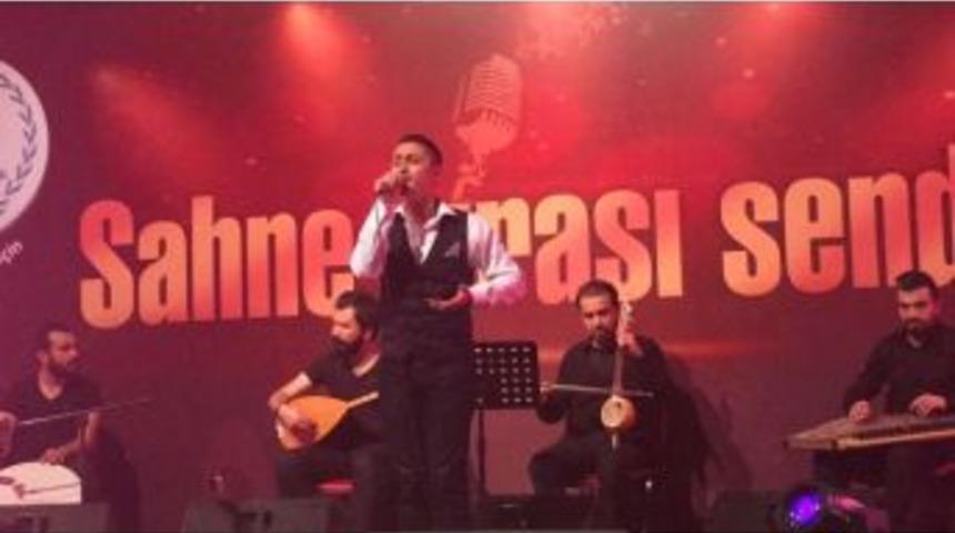 Türk Müziği Yarışmasında Grup İkincisi Oldu