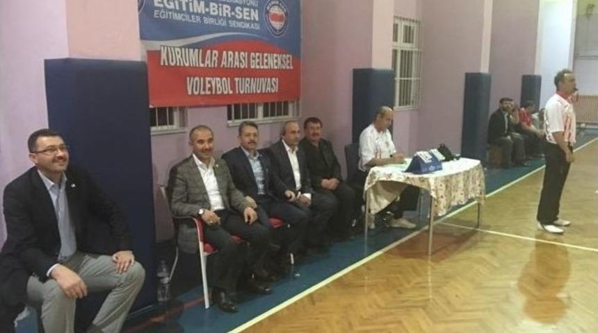 Eğitim Bir Sen Voleybol Turnuvası Başladı