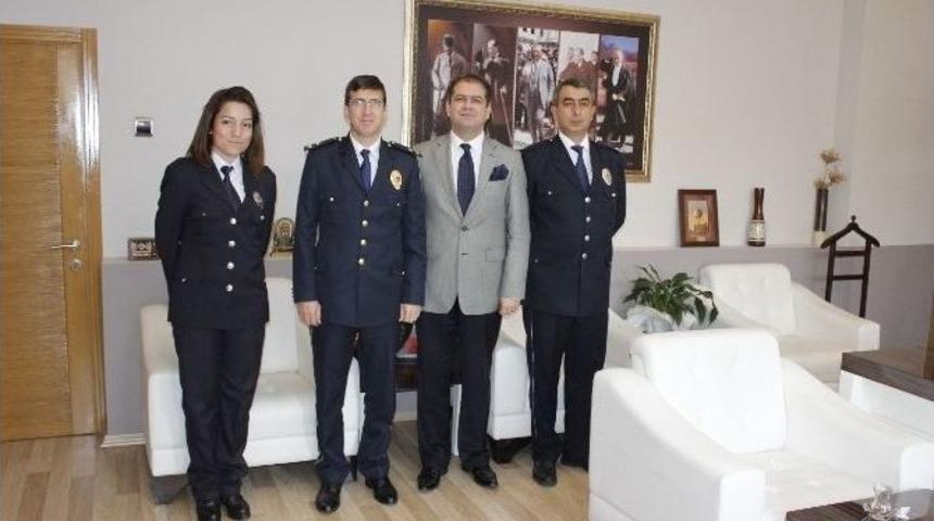 Fo&ccedil;a&rsquo;da Polis Haftası Ziyaretlerle Başladı