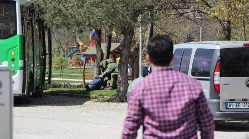 Bolu&rsquo;da &Ouml;zel Halk Otob&uuml;s&uuml;nde Ş&uuml;pheli &Ccedil;anta Paniği