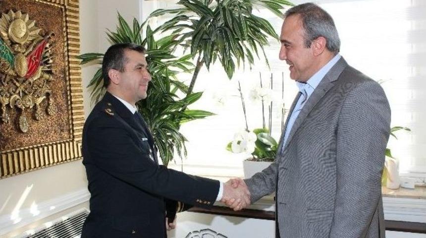 Başkan Kara&ccedil;oban&rsquo;dan Polis Teşkilatına Kutlama