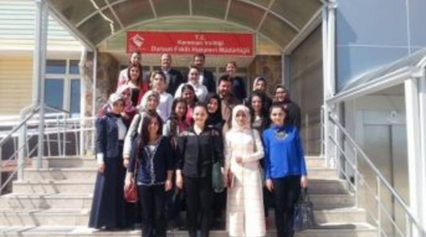 Kursiyerlerden Huzur Evine Ziyaret