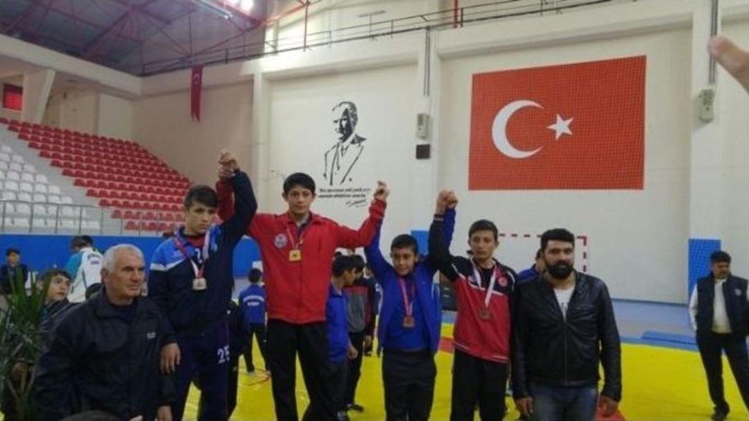 Milas&rsquo;a 6 Madalya Getirdiler