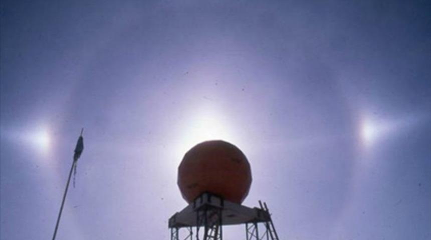 G&ouml;ky&uuml;z&uuml;nde 3 G&uuml;neş var!