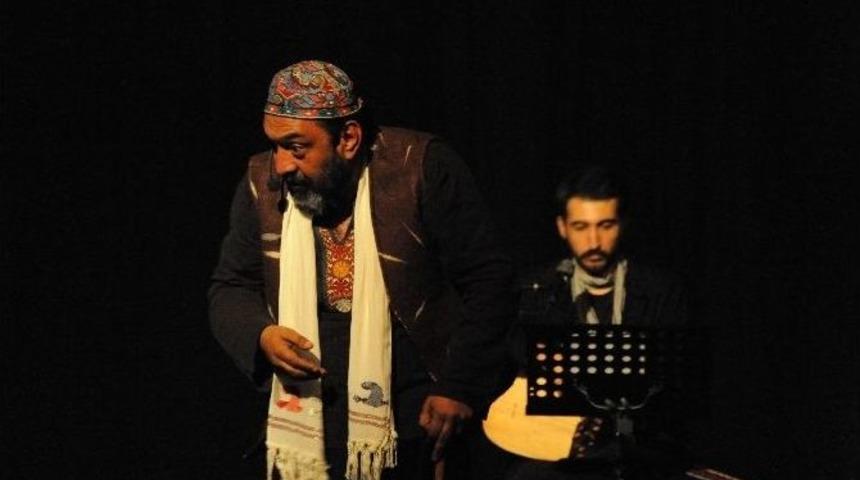 &rsquo;kınalı Kuzular&rsquo; Ağlattı