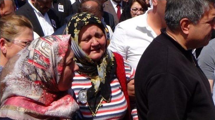 Çocukluk Arkadaşı Şehit Uzman Çavuşlar Yan Yana Defnedildi G2