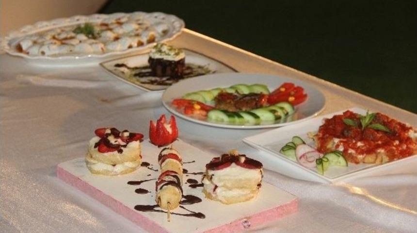 Bayat Ekmekle Gelen Tatlar