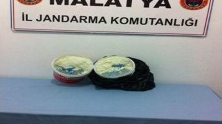 Peynir Kovalarının İ&ccedil;erisinden Esrar &Ccedil;ıktı