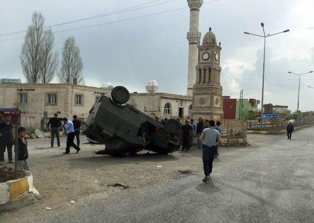 İdil’de Trafik Kazası: 3’ü Asker, 4 Yaralı