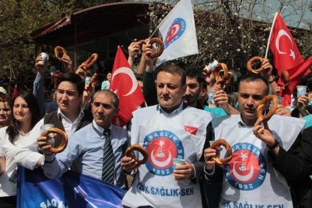 Sağlık &Ccedil;alışanlarından Hastanede Hijyen Eylemi