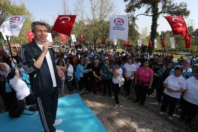 Sağlık İçin Zumba Yaptılar