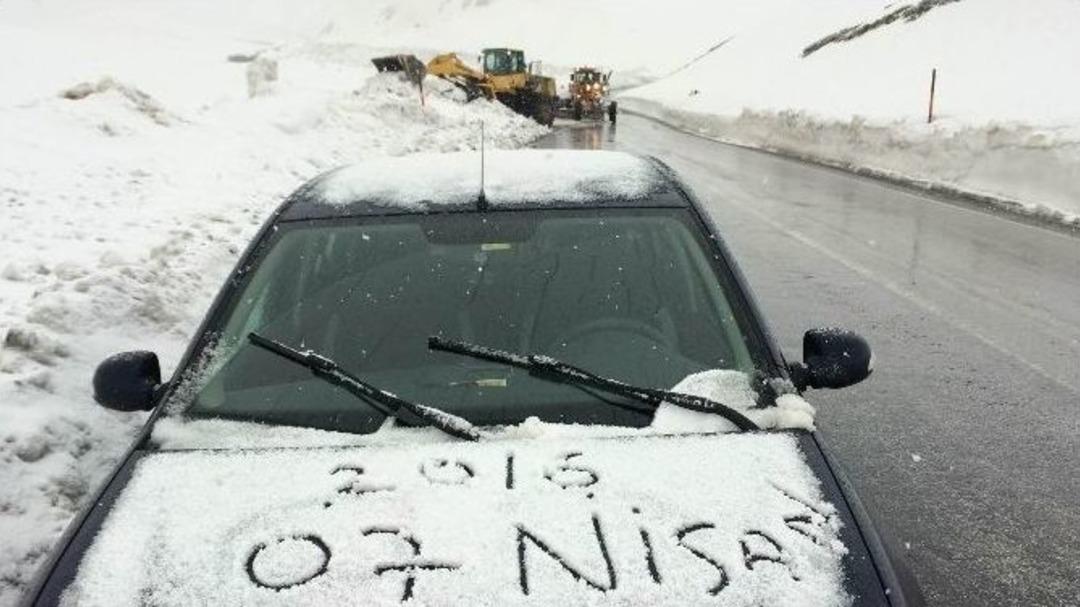 (&ouml;zel Haber) - Kar Yağışı Altında, Kar Temizleme &Ccedil;alışması