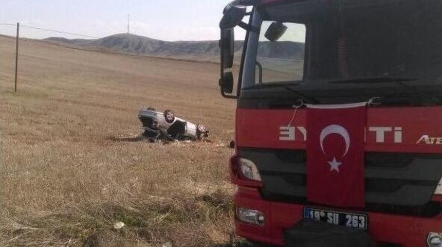 &Ccedil;orum&rsquo;da Otomobil Takla Attı: 5 Yaralı