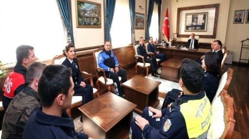 Polislerden Vali &Ccedil;omaktekin&rsquo;e Ziyaret