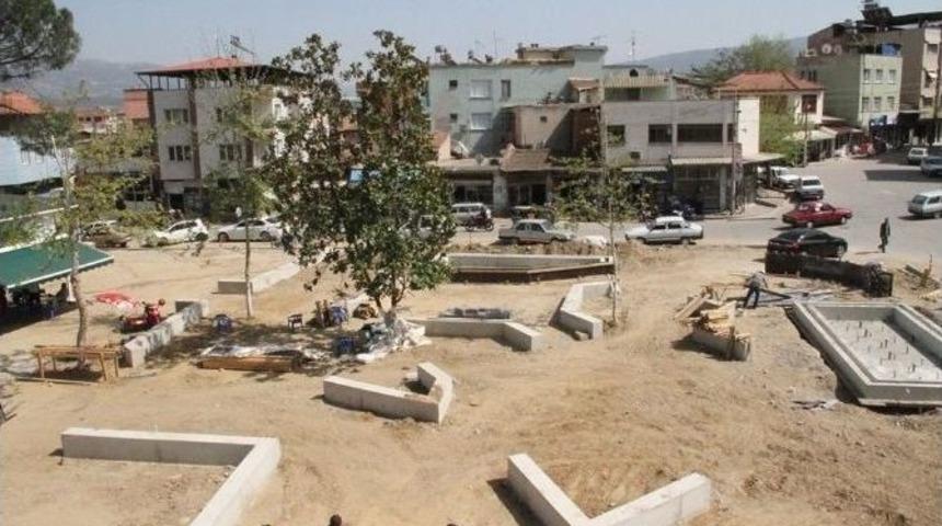 S&uuml;leyman Demirel Parkı Ihlamur Ağa&ccedil;larıyla G&uuml;zelleşecek