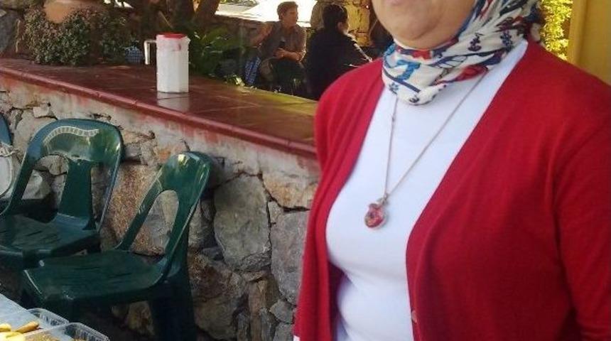 Fethiyeli Annelerden Polis Ve Askerlere Destek