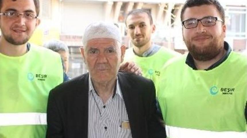 Beşir Derneği Afyonkarahisar Şubesi Kandil Simidi Dağıttı