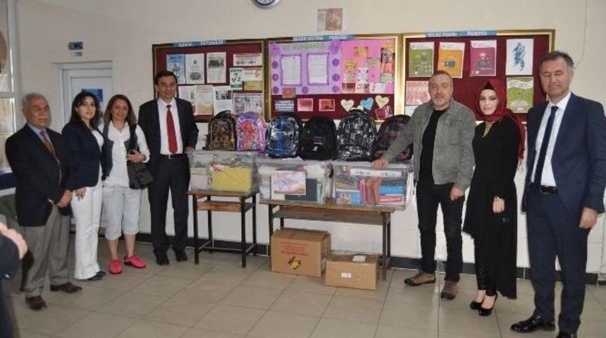 Oyuncu Alper T&uuml;redi, L&ouml;semili &Ccedil;ocukların Dileklerini Yerine Getiriyor