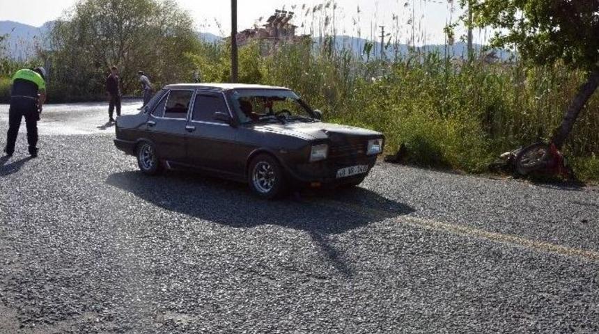 Ortaca&rsquo;da Otomobille, Motosiklet &Ccedil;arpıştı; 1 Yaralı