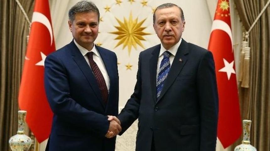 Cumhurbaşkanı Erdoğan, Bosna Hersek Bakanlar Konseyi Başkanı Zvizdi&ccedil;&rsquo;i Kabul Etti