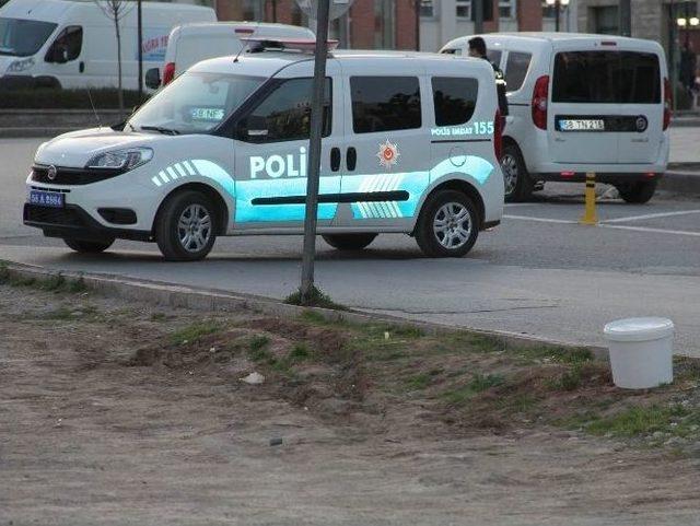 Jandarma Binası Yakınındaki Şüpheli Boya Kovası Paniğe Neden Oldu