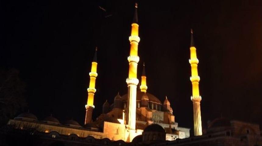 Selimiye Camii Regaip Kandili’nde Doldu Taştı