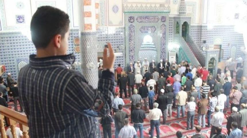 Regaip Kandili Mardin&rsquo;de İhya Edildi