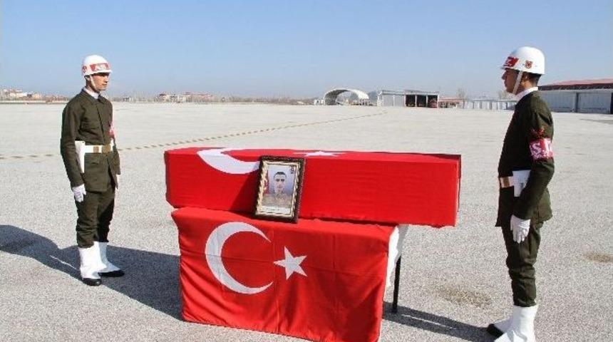 Kalp Krizi Ge&ccedil;irerek &Ouml;len Askere Uğurlama