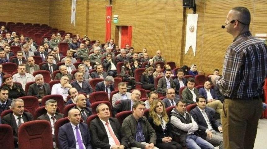 Vezirk&ouml;pr&uuml;&rsquo;de "iletişim" Konferansı