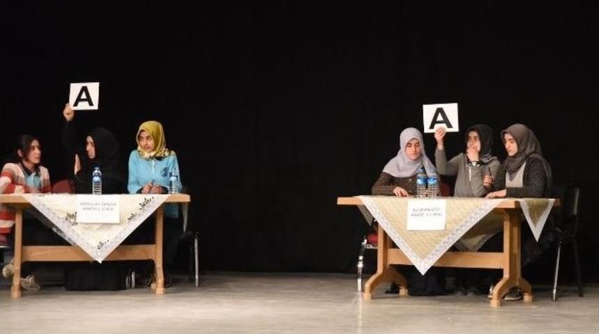 Ahlat&rsquo;ta Liseler Arası Siyer Bilgi Yarışması