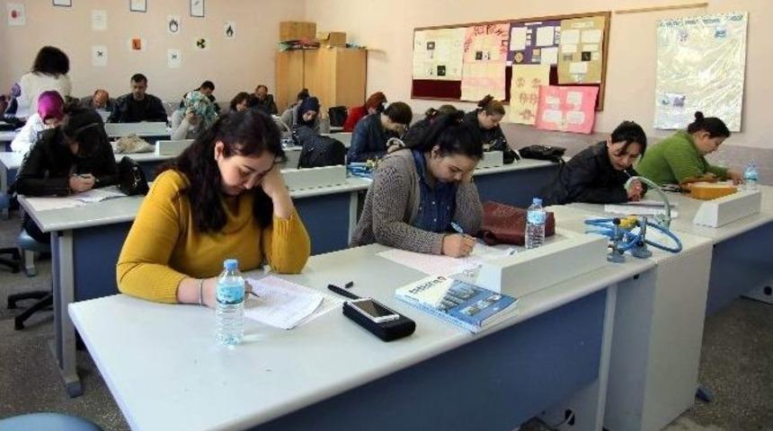 Kaybedeni Olmayan Yarışma