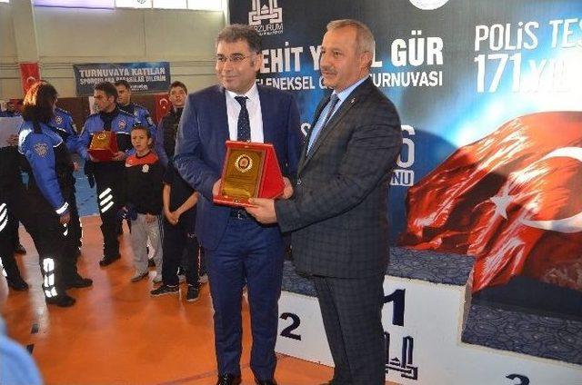 Şehit Yücel Gür Güreş Turnuvası