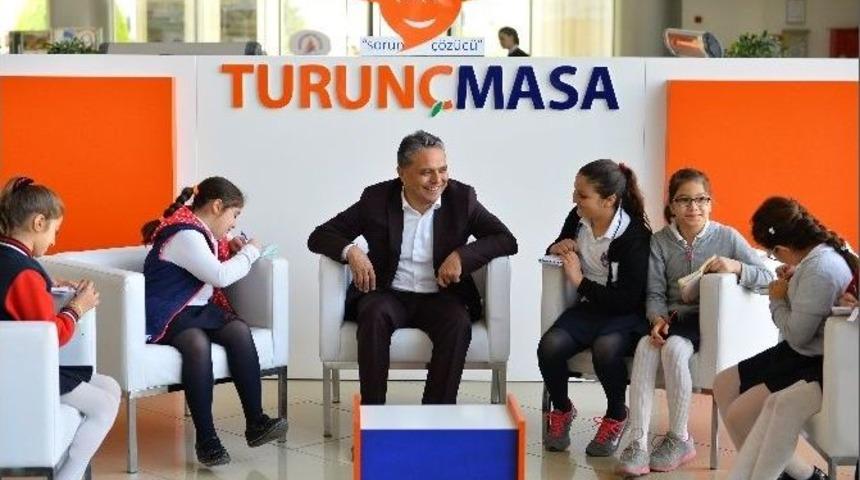 Başkan Uysal, Turun&ccedil; Masa&rsquo;da &Ouml;ğrencileri Ağırladı