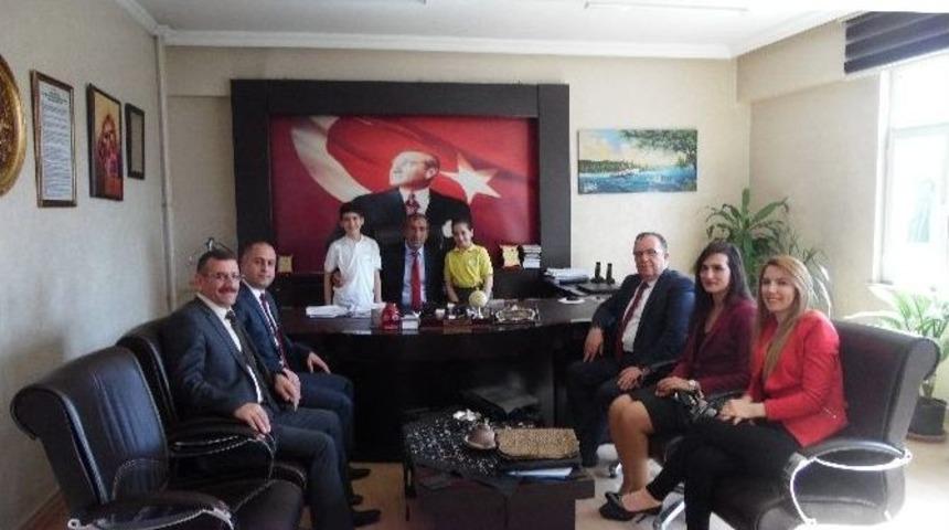 Empati İlkokulun &lsquo;aramızda Engel Yok&rsquo; Başarısı