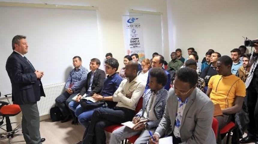 Palancıoğlu&rsquo;dan Misafir Gen&ccedil;lere Altın &Ouml;ğ&uuml;tler