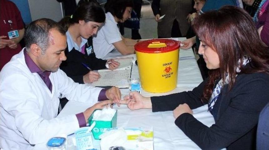 Denizli&rsquo;de Vatandaşlar Sağlık Taramasından Ge&ccedil;irildi