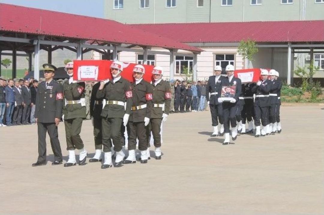 Şehit Emniyet Amiri Ve Binbaşı İ&ccedil;in T&ouml;ren D&uuml;zenlendi