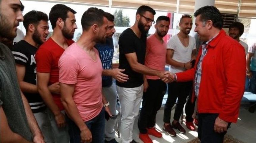 Bodrumsporlu Futbolculara 30 Yıllık Lezzetle Moral