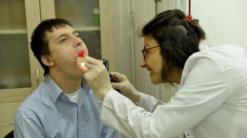 Engelli Bireyler Sağlık Kontrol&uuml;nden Ge&ccedil;ti